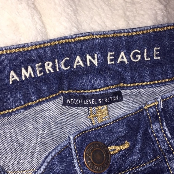 AEO Ripped Jeans - Picture 2 of 2